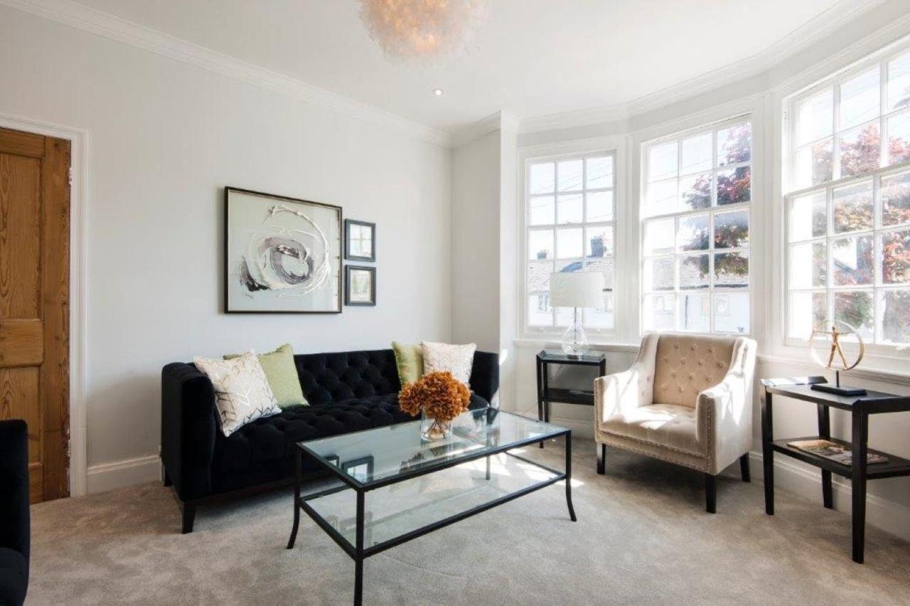 Modern Family Home In London Close To Amenities And Train 외부 사진